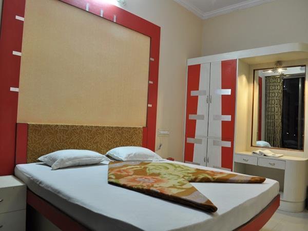 Hotel Relax Inn Diu Buitenkant foto